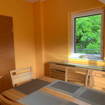 Apple Garden-2 Apartamento